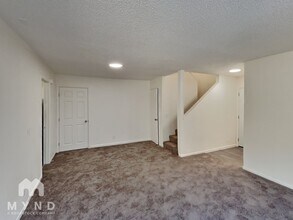 6290 Bancroft Ave in Oakland, CA - Building Photo - Building Photo