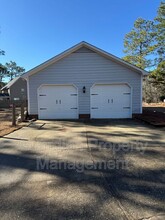 879 Foxcroft Dr in Fayetteville, NC - Building Photo - Building Photo