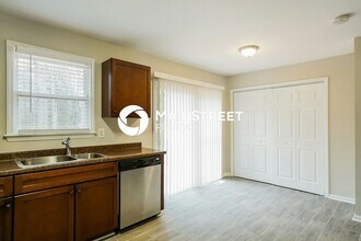401 N Bend Dr in Knightdale, NC - Building Photo - Building Photo