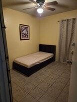 1218 Jordan Ave in Orlando, FL - Building Photo