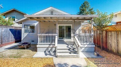1017 Stanislaus Way in Santa Rosa, CA - Building Photo - Building Photo