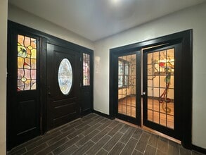 2518 Bethel Church Rd in Bethel Park, PA - Foto de edificio - Building Photo