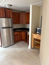 94 Main St, Unit 94A Main St in South Berwick, ME - Foto de edificio - Building Photo