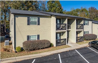 2514 S Seale Rd in Phenix City, AL - Building Photo - Building Photo