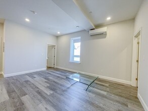 5 Fremont St, Unit #106 in Winthrop, MA - Building Photo - Building Photo