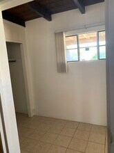 2553 N Winstel Blvd, Unit 2 in Tucson, AZ - Foto de edificio - Building Photo