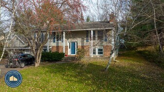 58 East Terrace in South Burlington, VT - Building Photo