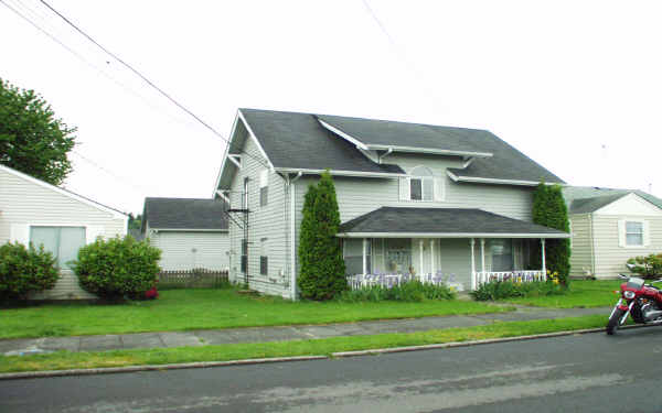 228 Pelly Ave N in Renton, WA - Building Photo - Building Photo