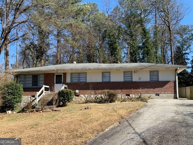 property at 6059 Harleston Rd NE