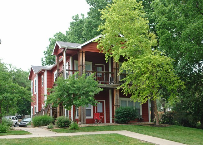 Arkansas Villas in Lawrence, KS - Building Photo - Building Photo