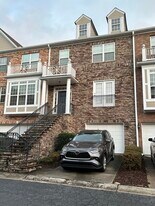 11070 Skyway Dr in Duluth, GA - Building Photo