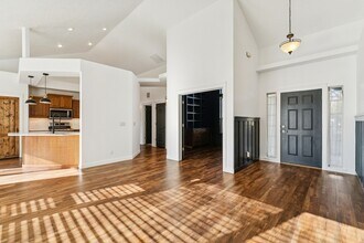 1661 W Puzzle Crk Ct in Meridian, ID - Building Photo - Building Photo