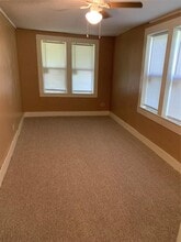 110 Peeples St in Navasota, TX - Building Photo - Building Photo