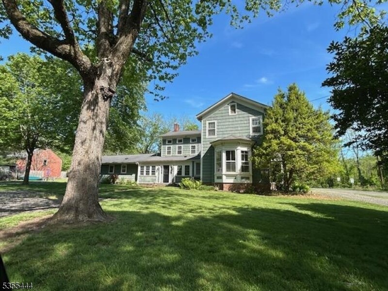 1518 Millstone River Rd in Hillsborough, NJ - Building Photo