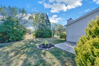 4932 Drayton Rd in Hilliard, OH - Foto de edificio - Building Photo