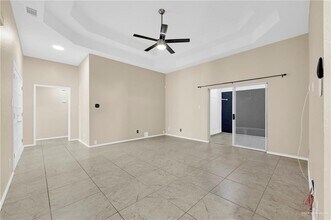 18 N 36th St in McAllen, TX - Building Photo - Building Photo