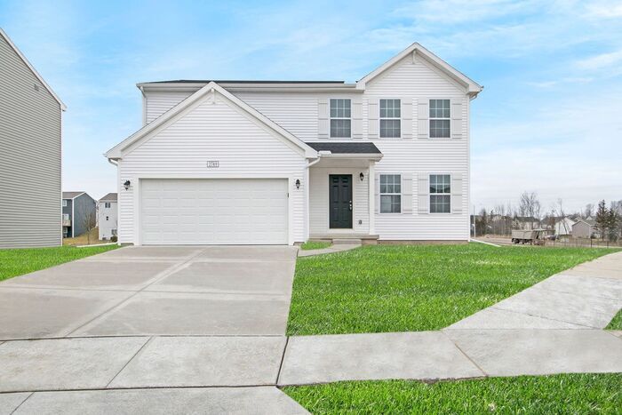 32924 Pinedale Ln in Gobles, MI - Building Photo