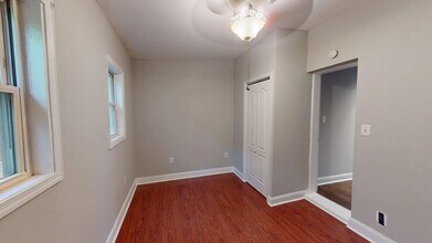 321 Adams St NE, Unit 4 in Washington, DC - Building Photo - Building Photo