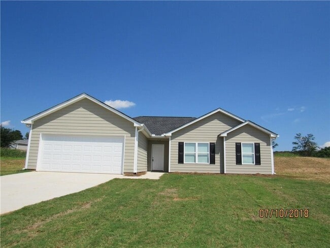 property at 107 Grandview Dr
