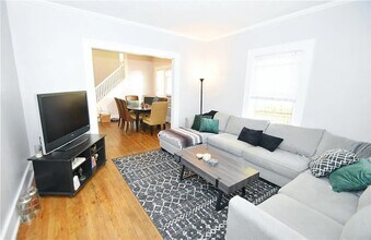 61 Morningside Park in Rochester, NY - Building Photo - Building Photo