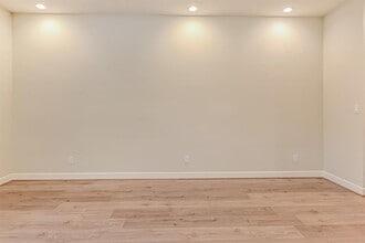 5722 Paul Quinn St in Houston, TX - Building Photo - Building Photo