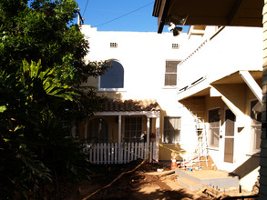 383 Obispo Ave in Long Beach, CA - Building Photo - Building Photo