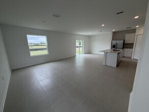 2482 Hallow Gdn Rd in Eustis, FL - Building Photo - Building Photo