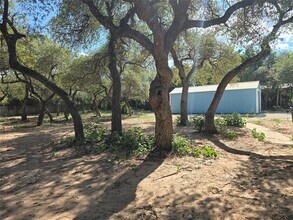 1304 Eagles Way in Leander, TX - Building Photo - Building Photo