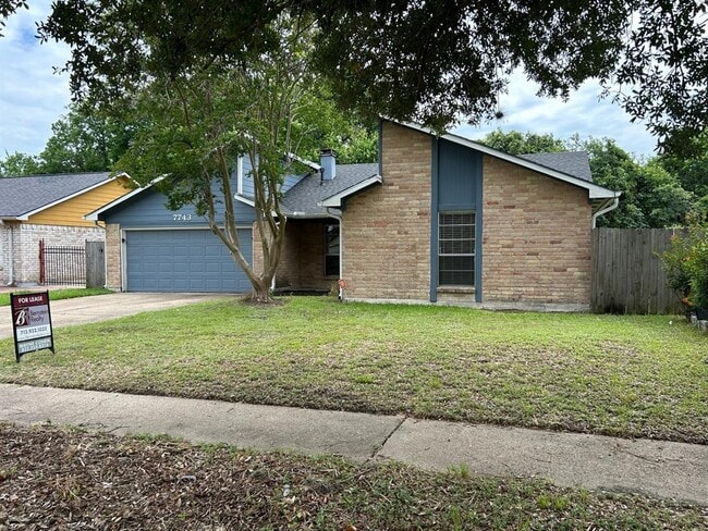 7743 Alperton Dr in Houston, TX - Building Photo - Building Photo