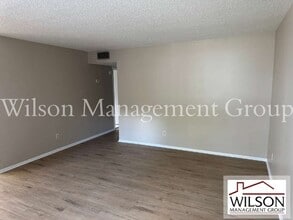 2365 Oak Park Way in Orlando, FL - Building Photo - Building Photo