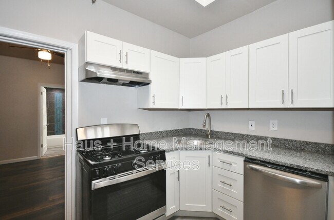 933 4th Ave in New Kensington, PA - Building Photo - Building Photo