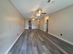 12740 Shannon Hills Dr in Houston, TX - Foto de edificio - Building Photo