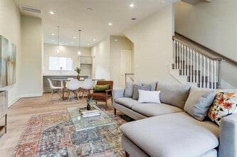 5234 Schuler St in Houston, TX - Building Photo - Building Photo