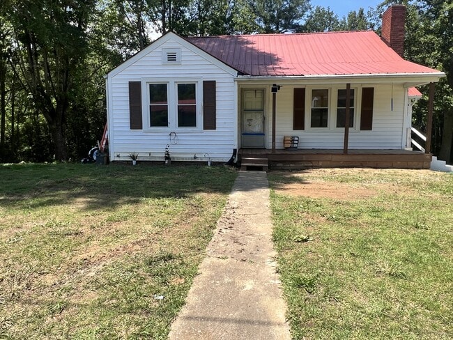 property at 243 Boomer Comm Center Rd