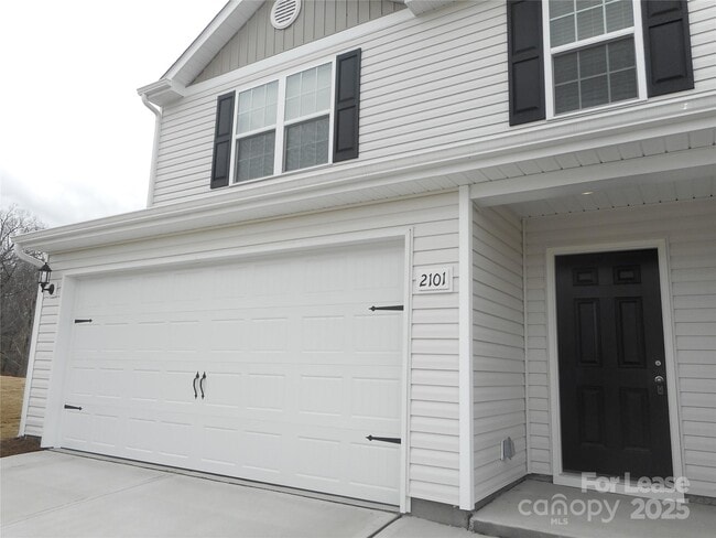 2101 Talbert Ct in Charlotte, NC - Building Photo - Building Photo