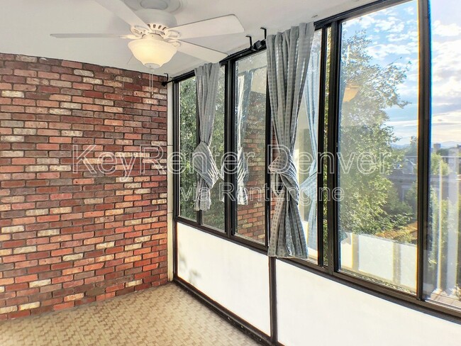1050 Corona St in Denver, CO - Building Photo - Building Photo