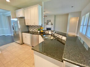 147 Clearmont Pl in Montgomery, TX - Foto de edificio - Building Photo