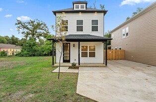 2142 18th Ave N in Nashville, TN - Building Photo