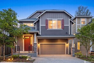 20420 5th Ave W in Lynnwood, WA - Building Photo