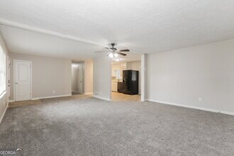 583 Lakeridge Cir SE in Conyers, GA - Building Photo - Building Photo
