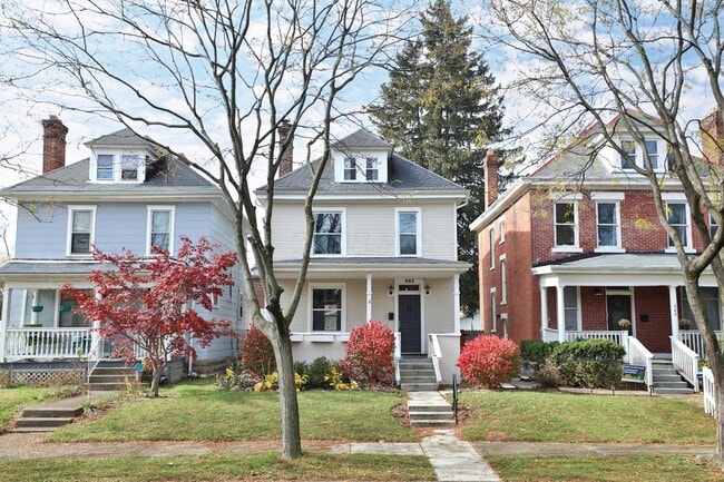 693 Wilson Ave in Columbus, OH - Building Photo - Building Photo