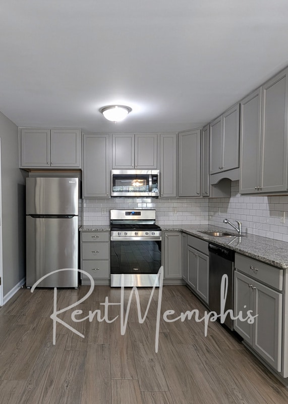 358 E Pkwy N in Memphis, TN - Building Photo - Building Photo