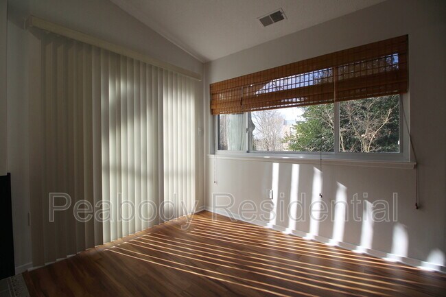 1956 Villaridge Dr in Reston, VA - Building Photo - Building Photo