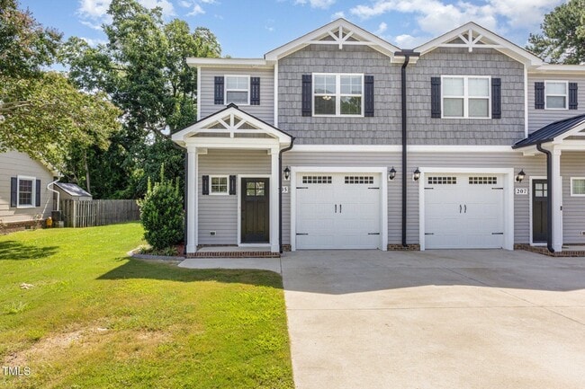 205 S Walnut St in Princeton, NC - Building Photo - Building Photo