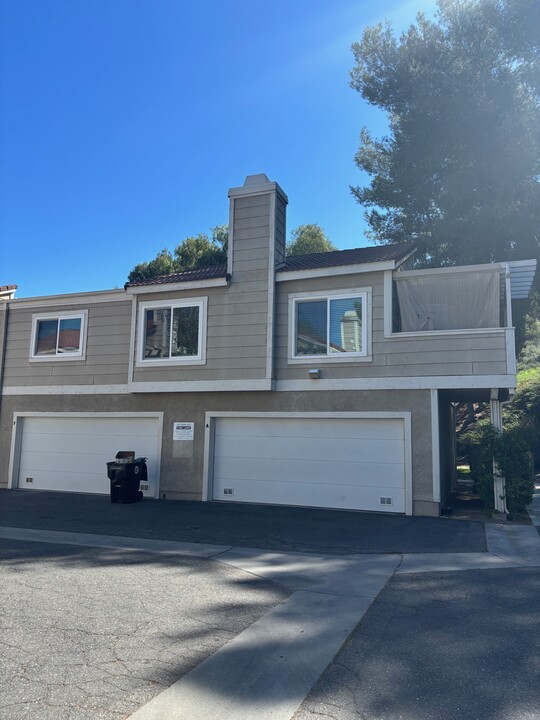 31317 The Old Rd in Castaic, CA - Building Photo