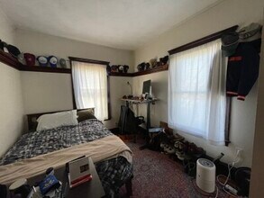 63 Fairbanks St, Unit 2 in Boston, MA - Building Photo - Building Photo