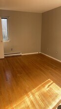 45 Valley Rd in Stamford, CT - Building Photo - Building Photo