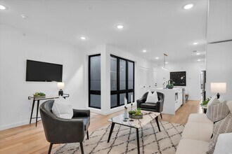 1623 Christian St in Philadelphia, PA - Building Photo - Building Photo