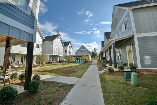 The Cottages at Donahue in Auburn, AL - Building Photo - Building Photo