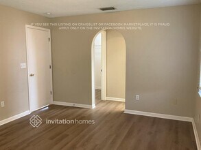 1012 SE 42nd Ln in Cape Coral, FL - Building Photo - Building Photo